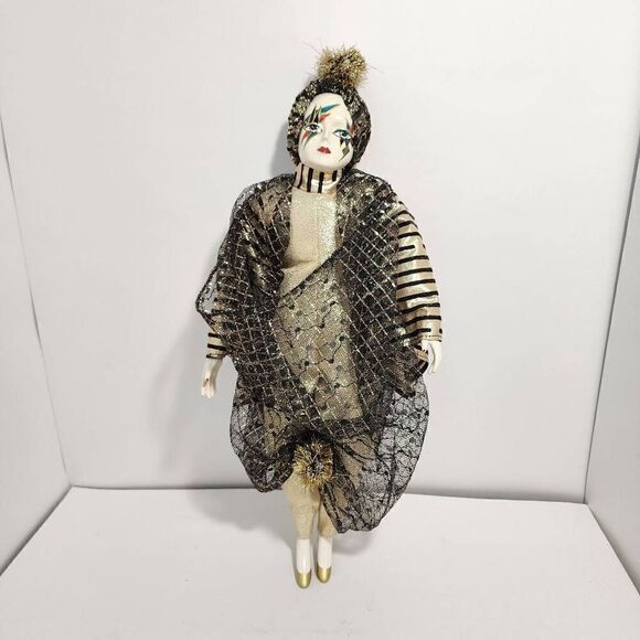 Porcelain Korean Doll - Picture 1 of 8